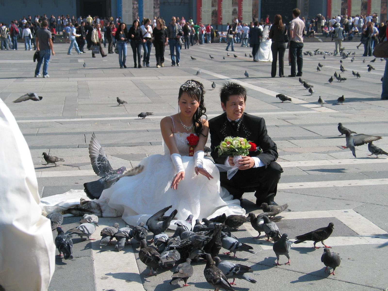 Newlyweds in Piazza Fontana