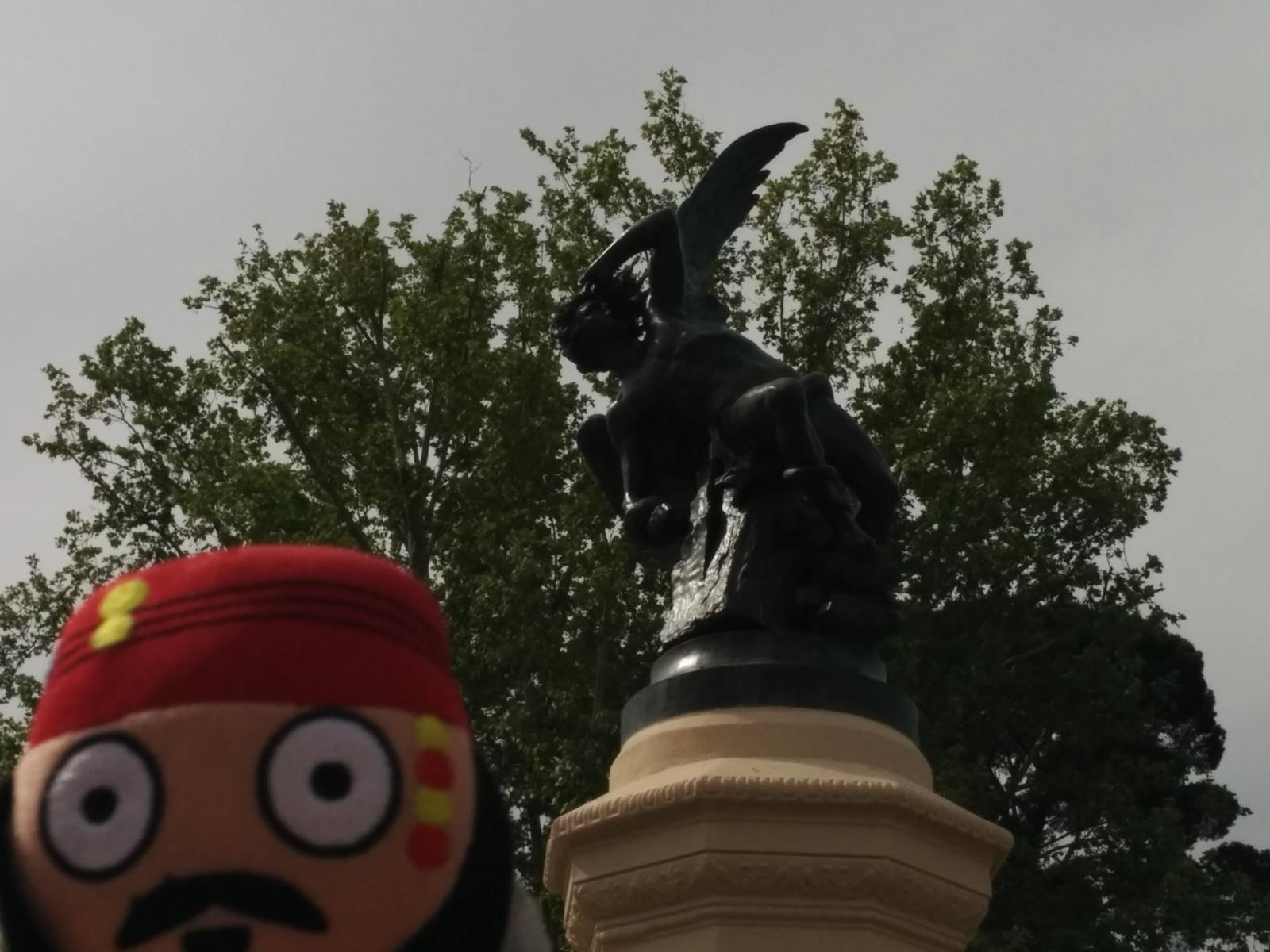 @travellingjack at the statue of Satan