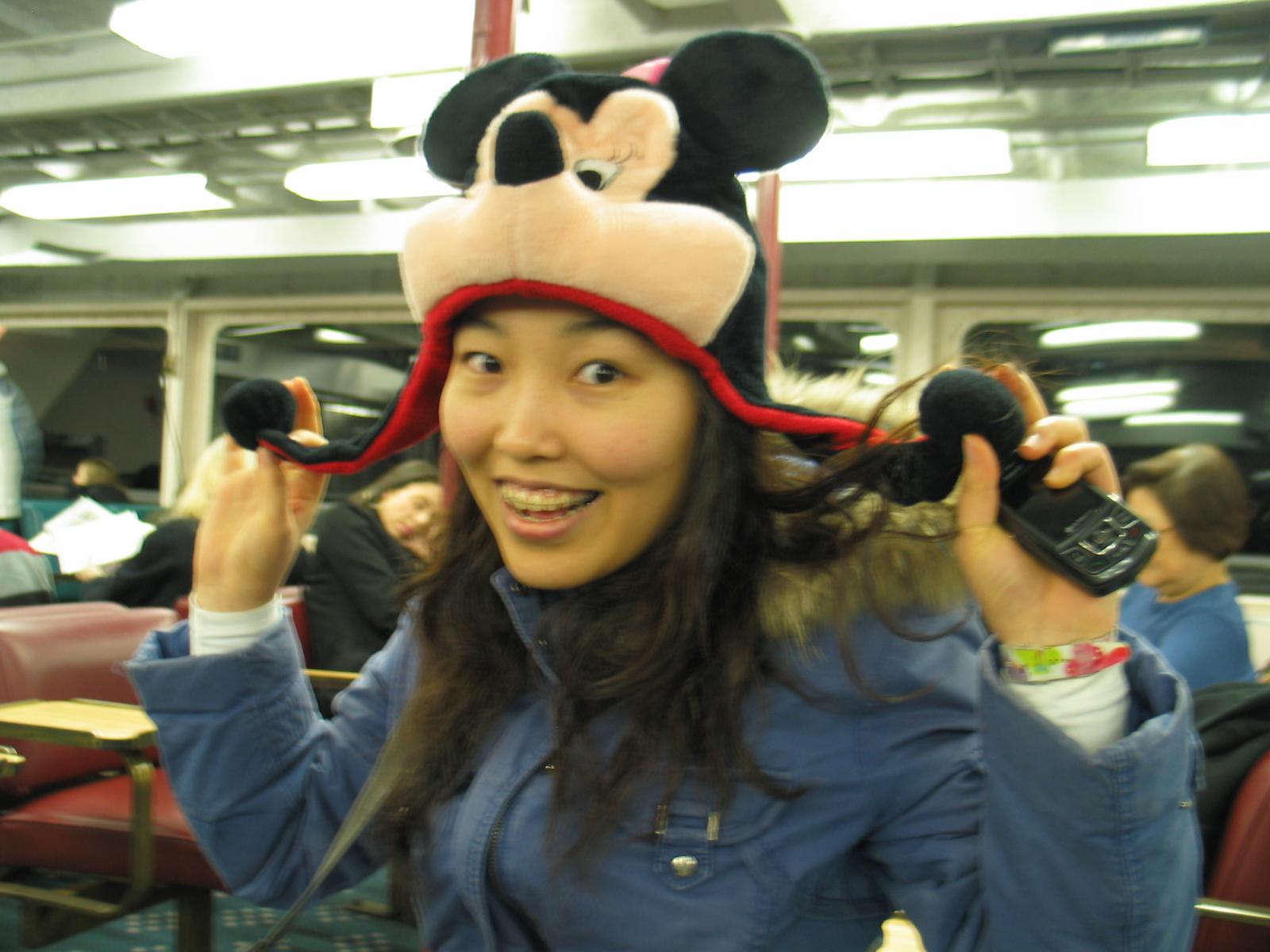 Apple in Soomi's hat