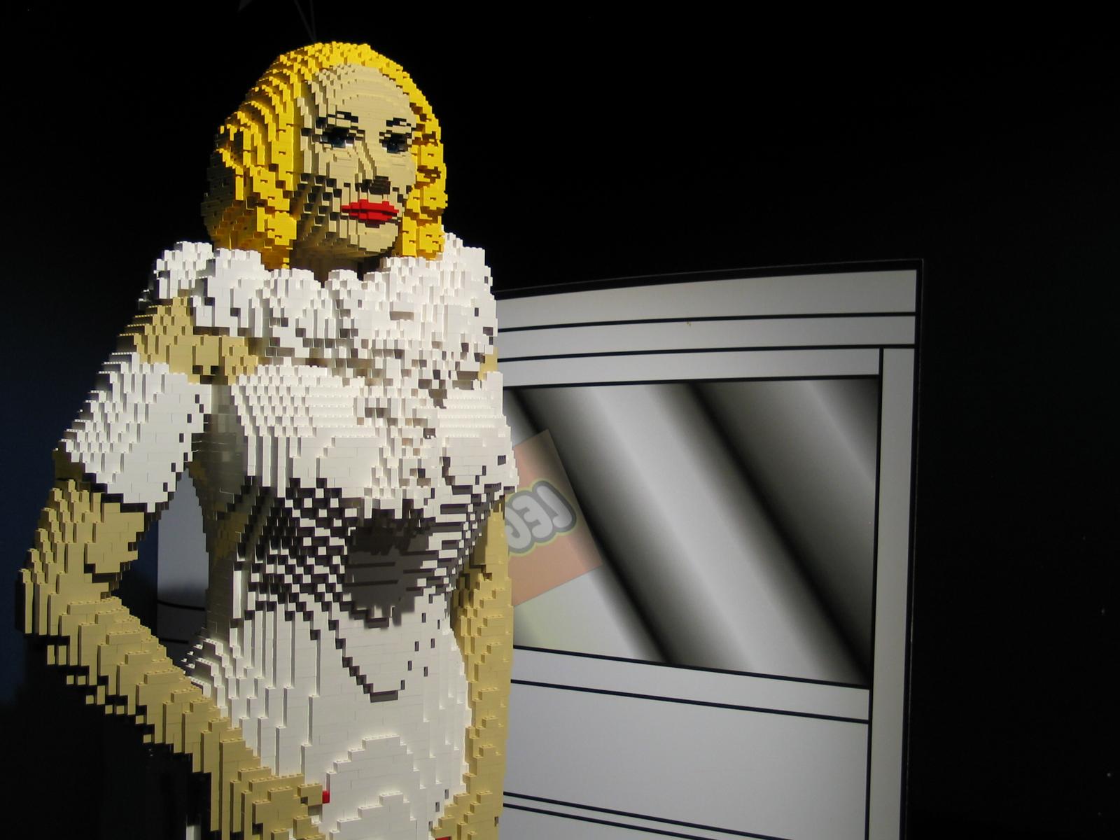 A Lego Maralin Monroe