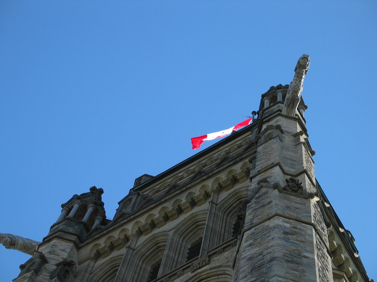 the flag on the peace tower