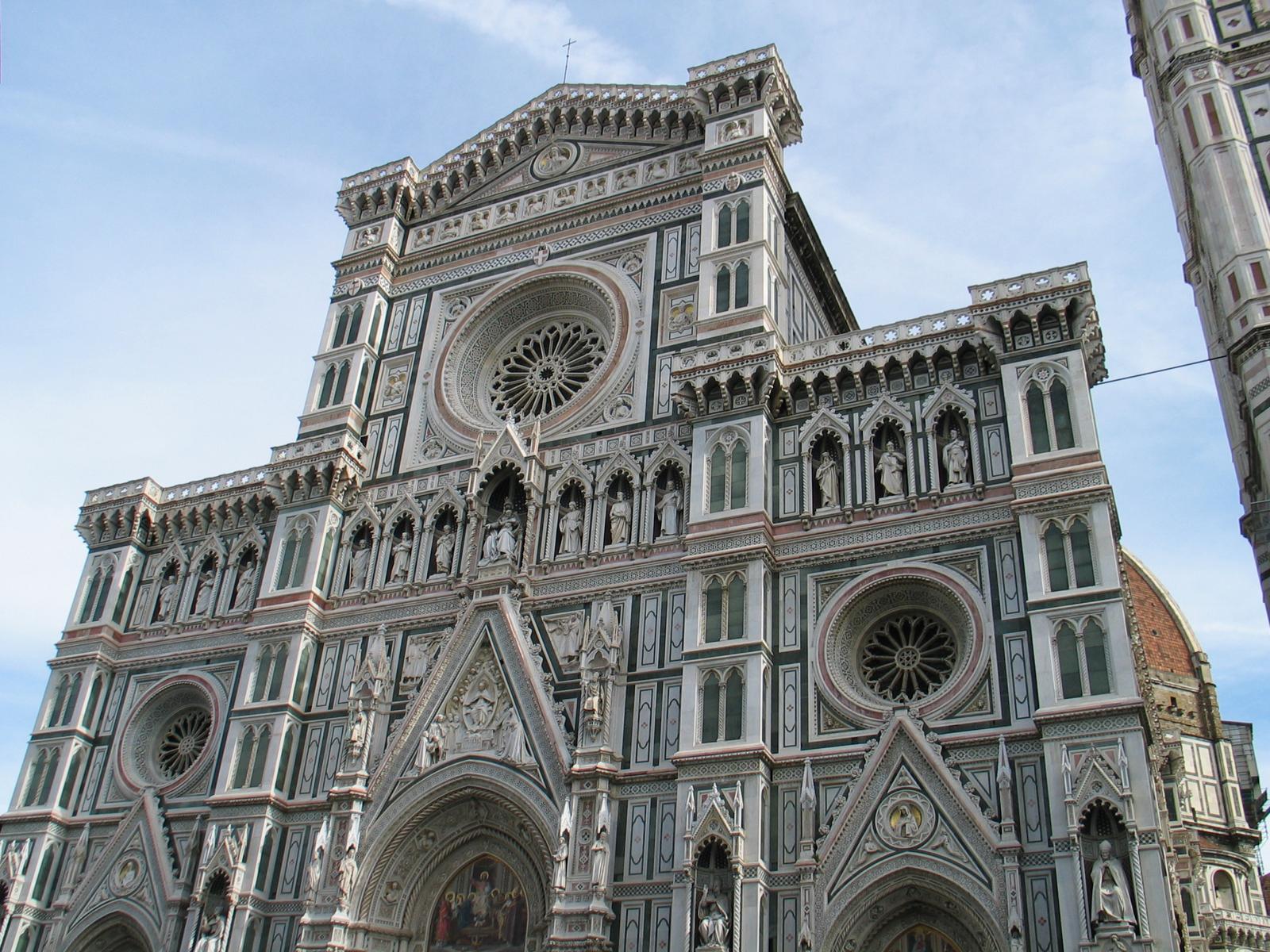 The Duomo from the ground