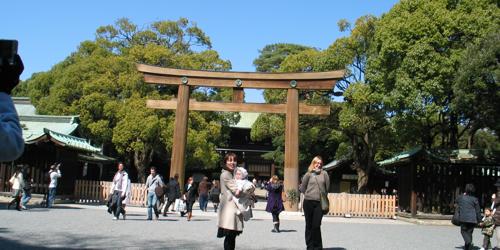 The entrance to the Meiji Shrine
