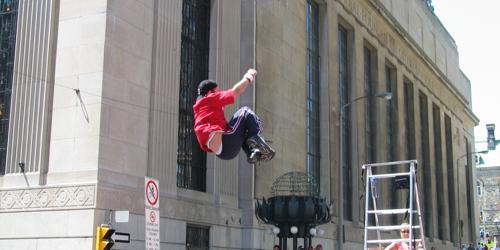 the crazy street performer