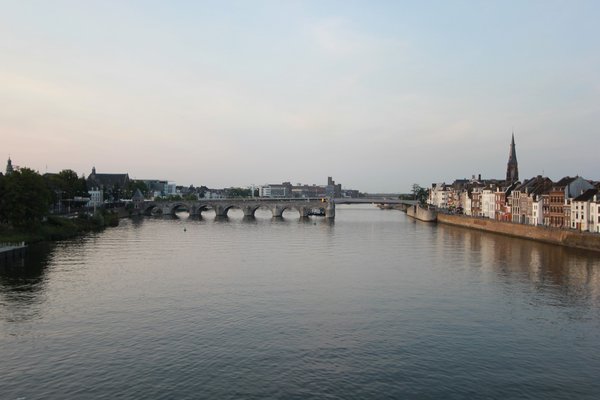 River running through Maastricht