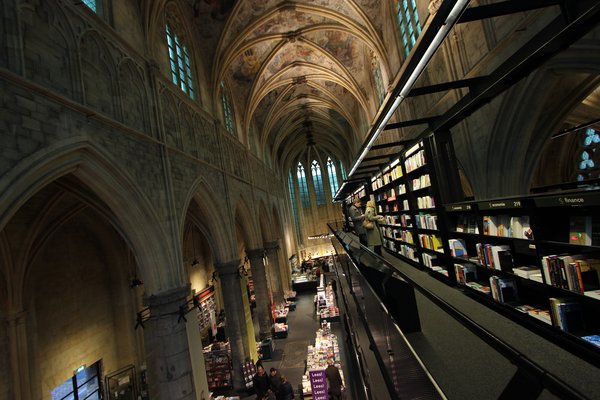 A Monastery-Turned-Book-Store in Maastricht