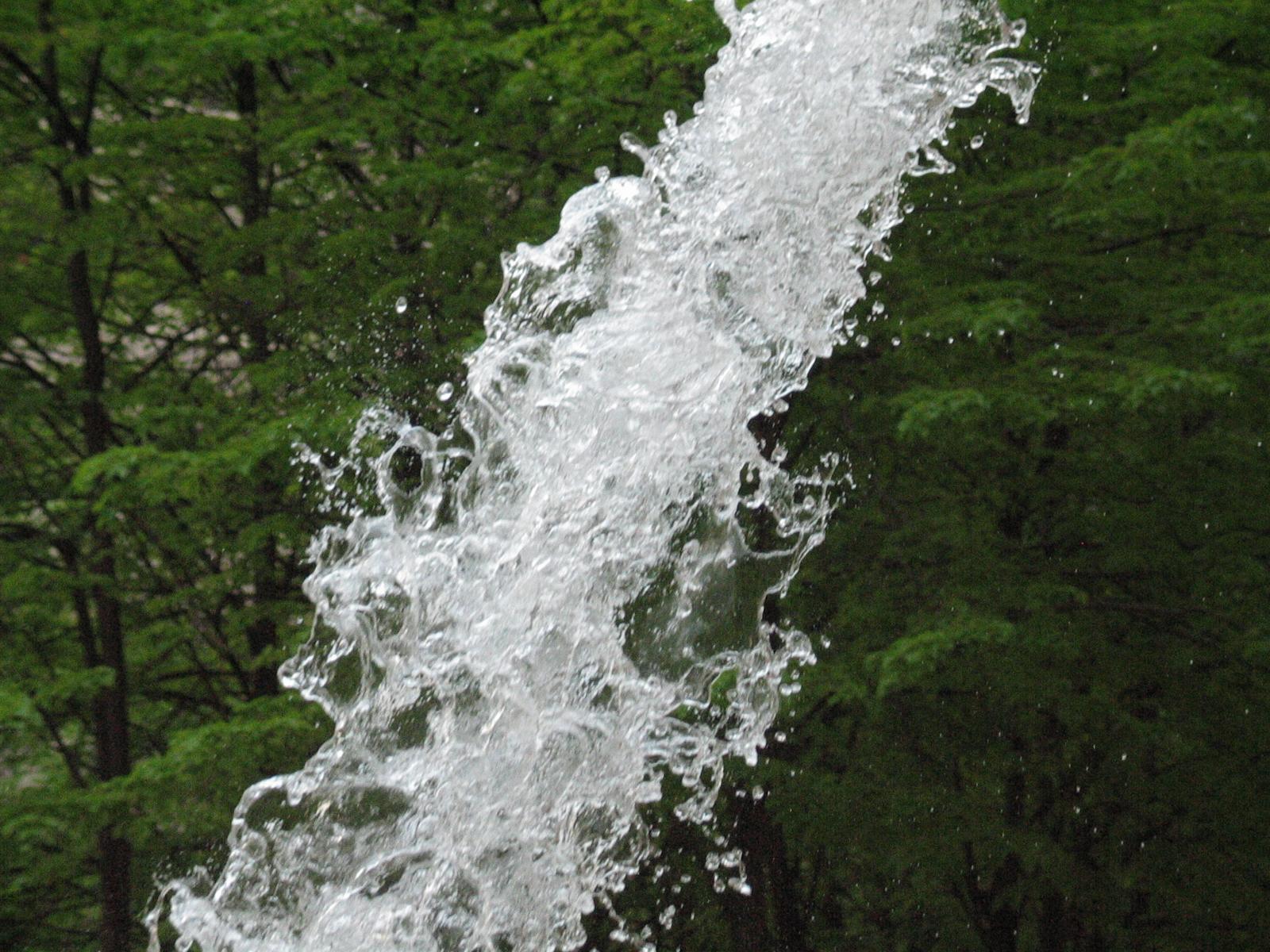 water in freefall