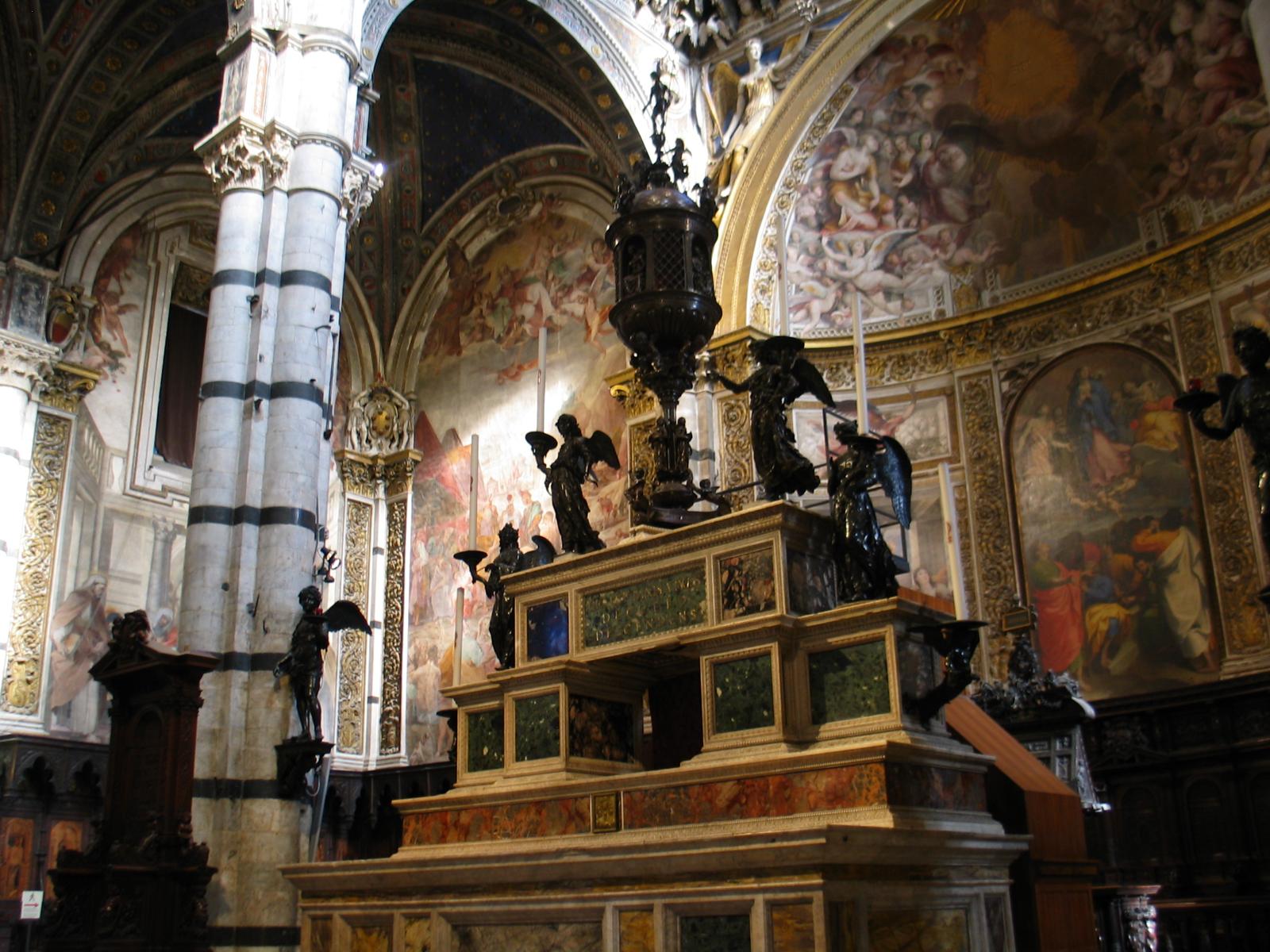 Neat statue in the Duomo