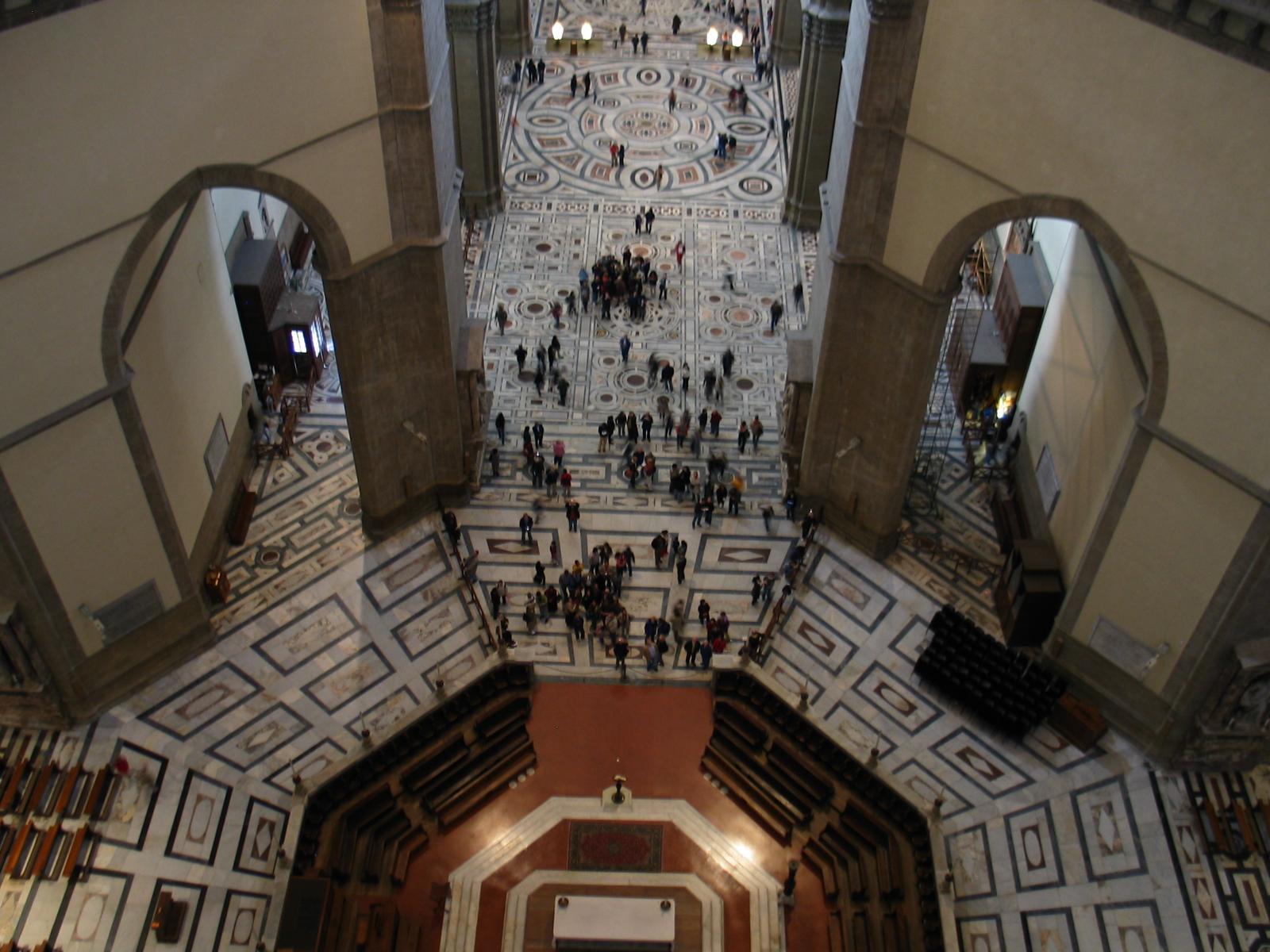 A bird's eye view of the inside of the Duomo