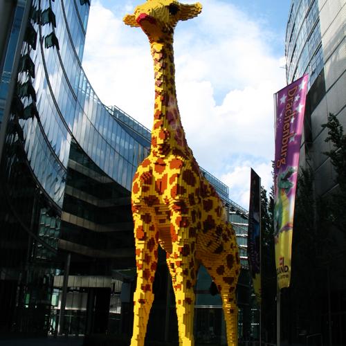 A Lego Giraffe